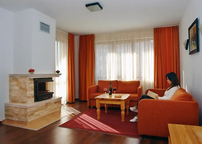 Winslow Infinity Aparthotel 3*